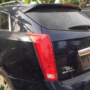 Meet your Posher, Emekus